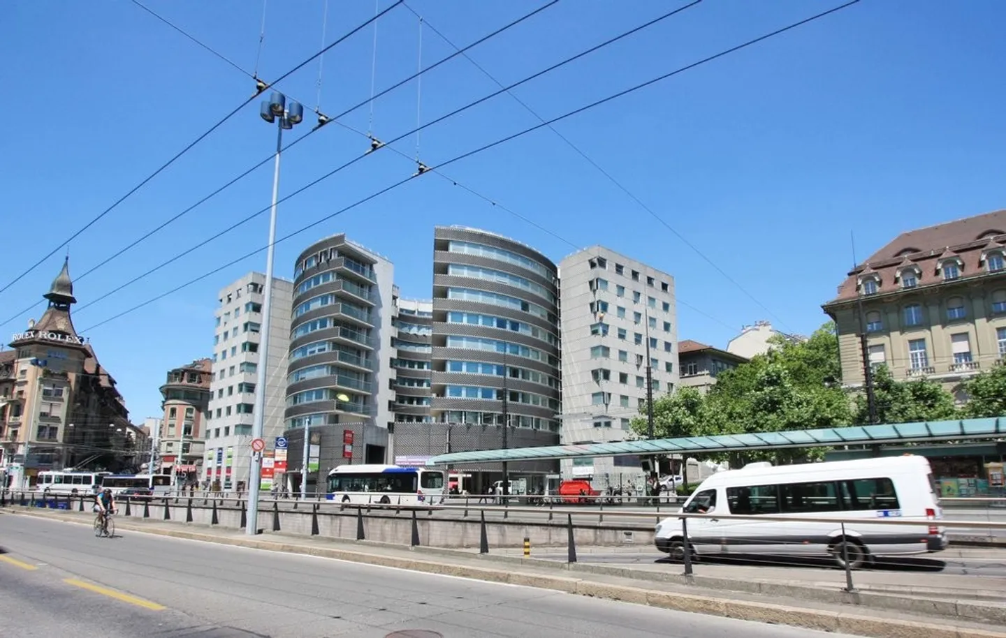 Appartement moderne en centre-ville - Photo 1 sur 2