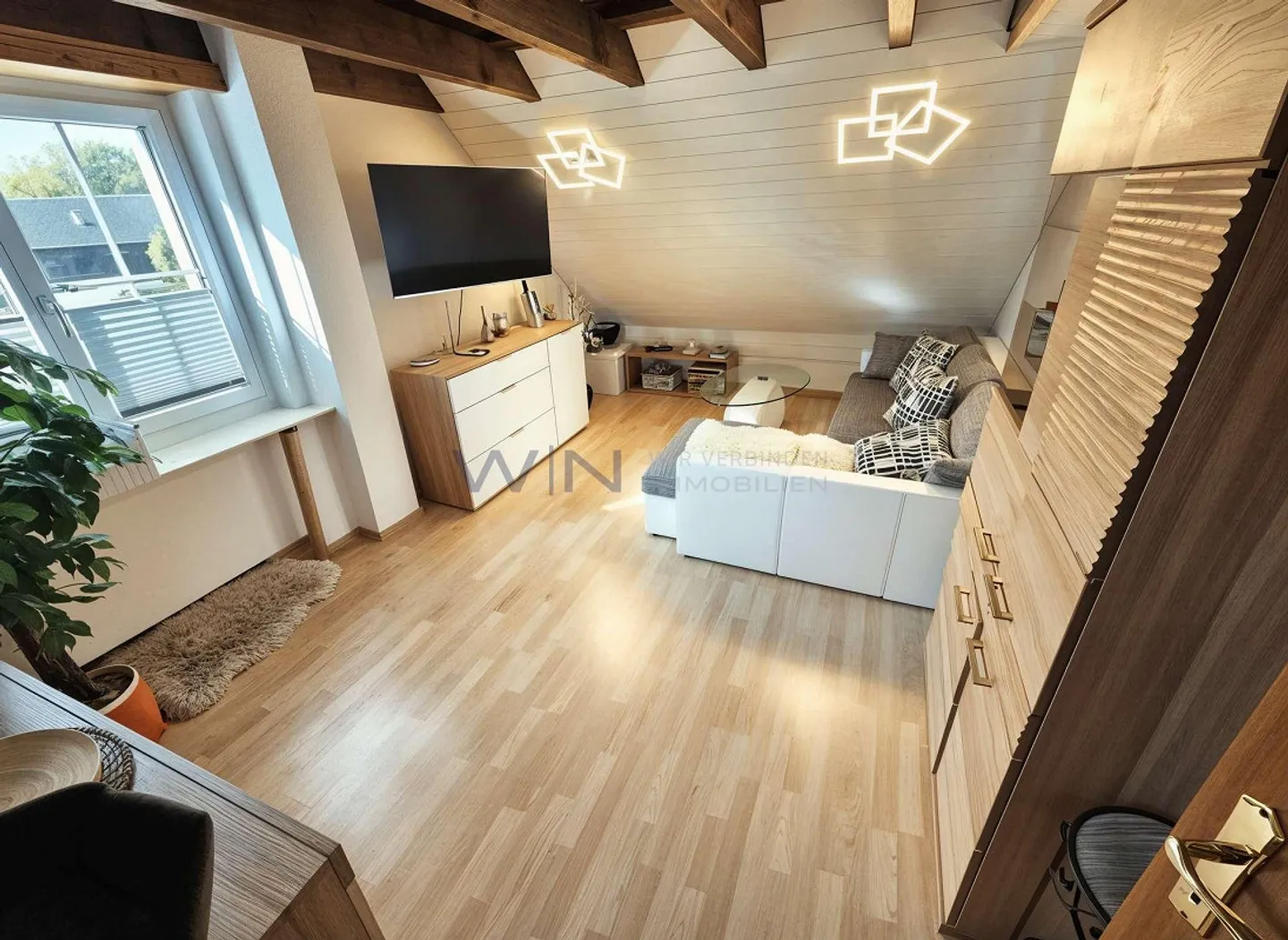 Una casa per generazioni? Il fascino del legno a vista incontra il comfort moderno - Foto 2 di 11