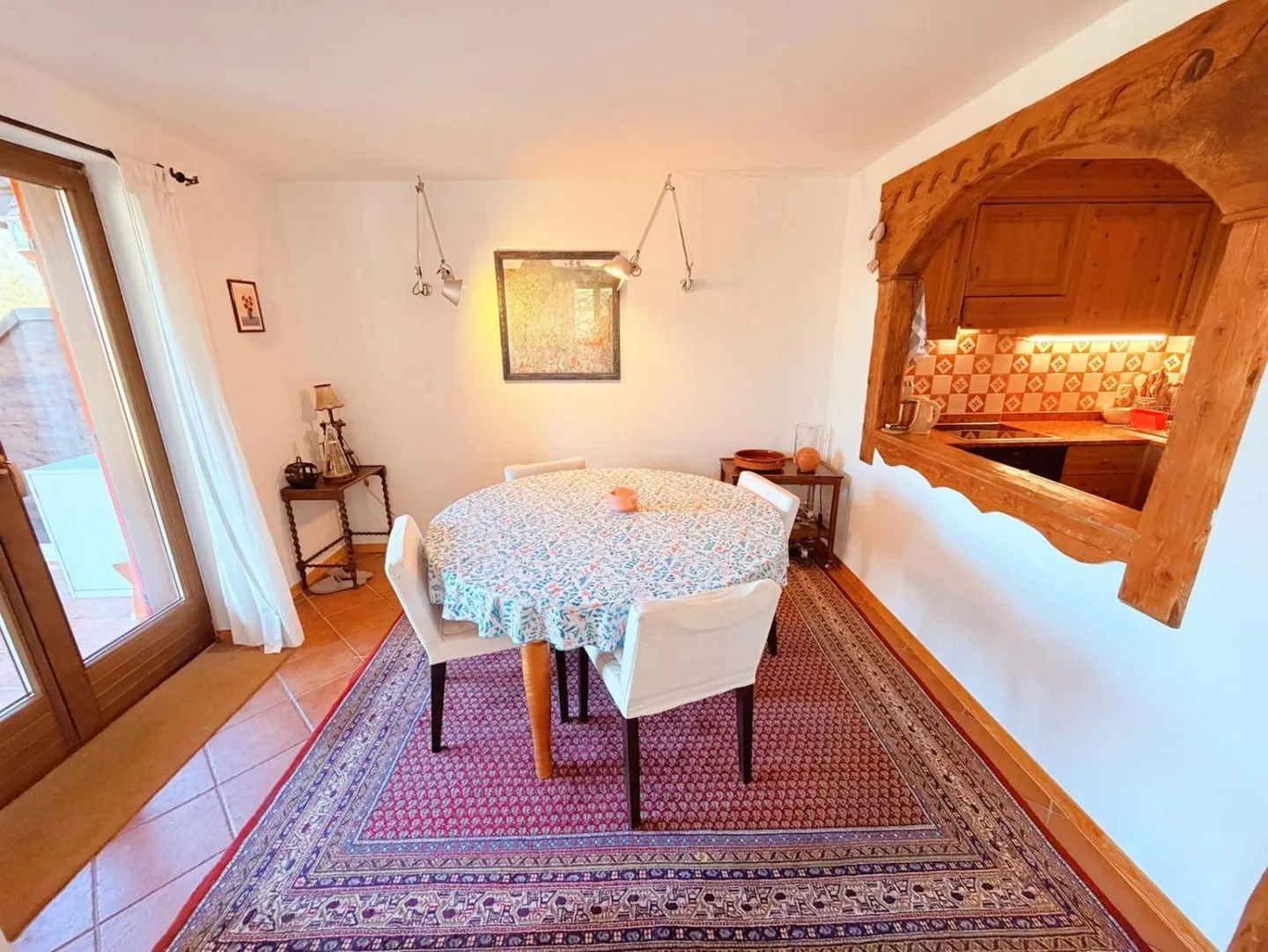Magnificent 3.5 Room Apartment in Crans-Montana - Spacious & Bright - Quiet Location - Beautiful View - Large Terrace - Photo 3 of 15
