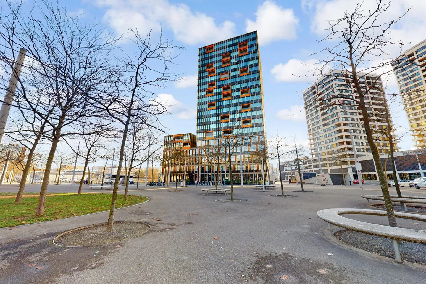 Au-dessus des toits d'Oerlikon - Photo 1 sur 6