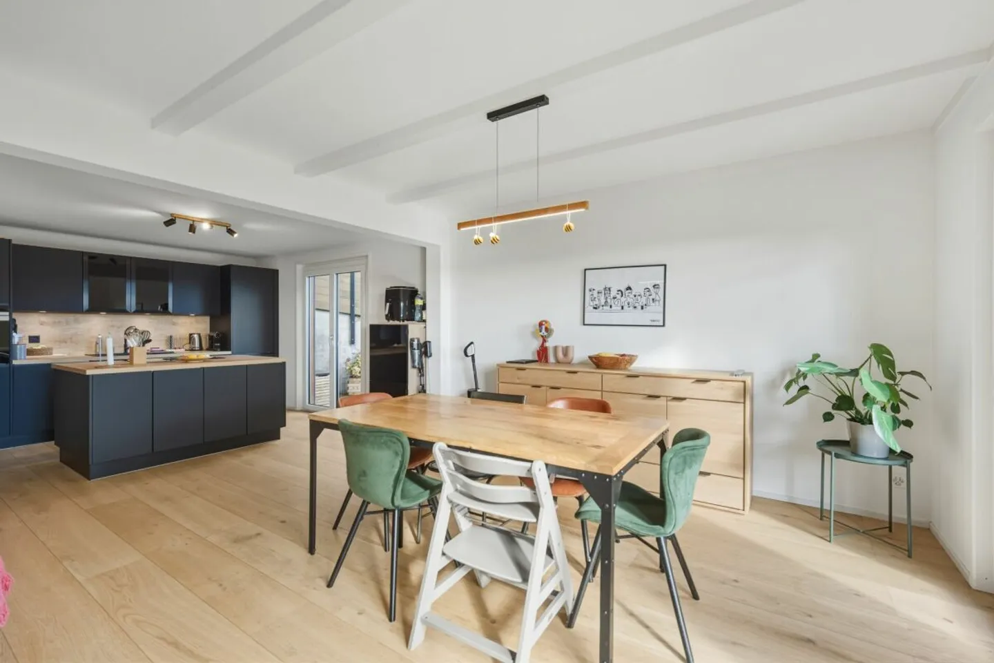 Semi-Detached Villa Fully Renovated in Orbe - Photo 4 of 15