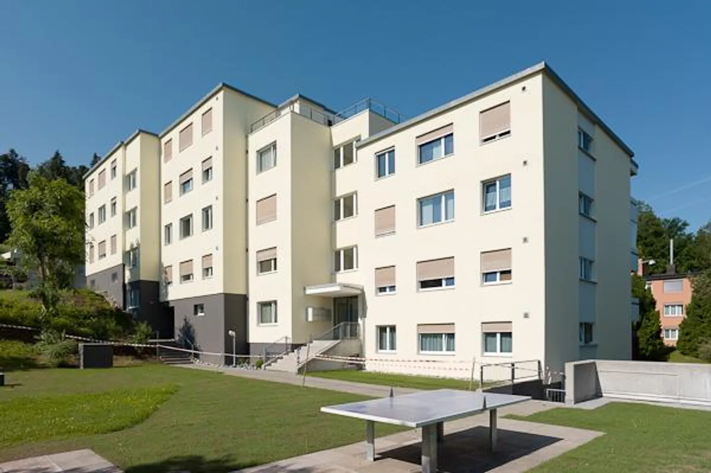 Bright apartment in a quiet residential area - Photo 1 of 7