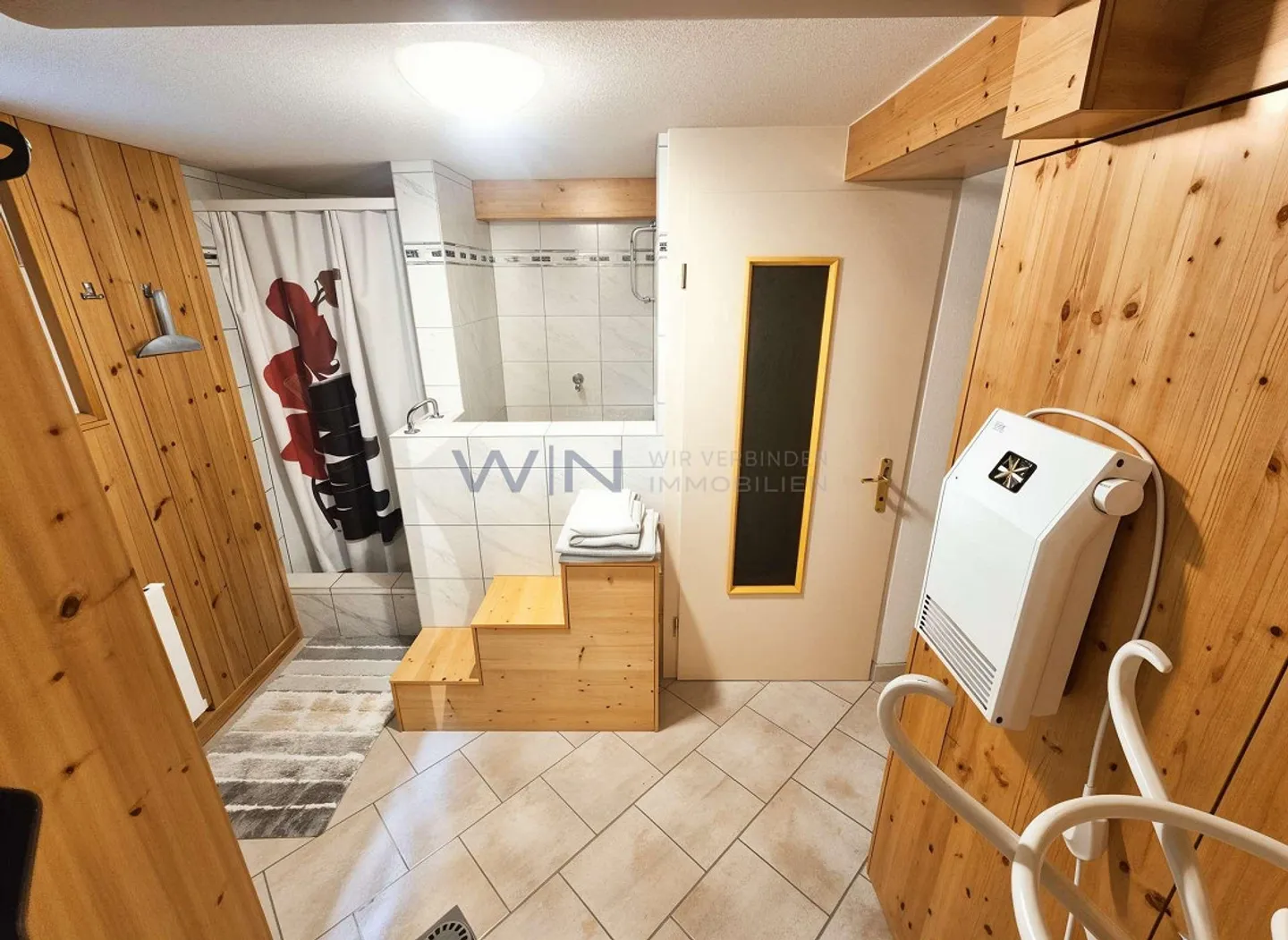 Una casa per generazioni? Il fascino del legno a vista incontra il comfort moderno - Foto 9 di 11
