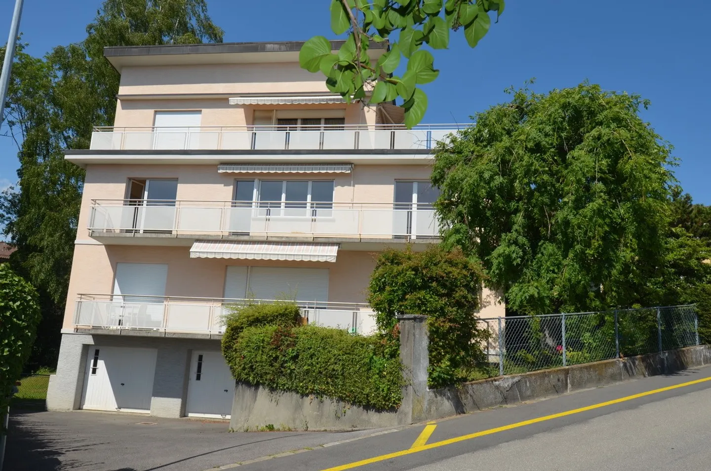 Wohnung mit Terrasse 5,5 Zimmer - Foto 2 von 16