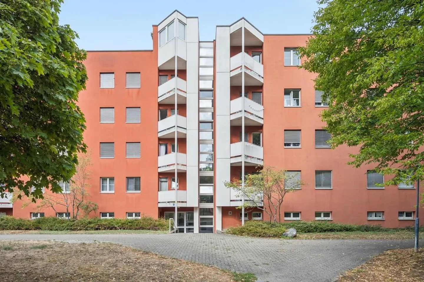 Geräumige Wohnung an der Birs - Foto 1 von 11