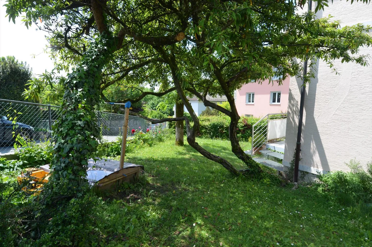 Wohnung mit Terrasse 5,5 Zimmer - Foto 3 von 16