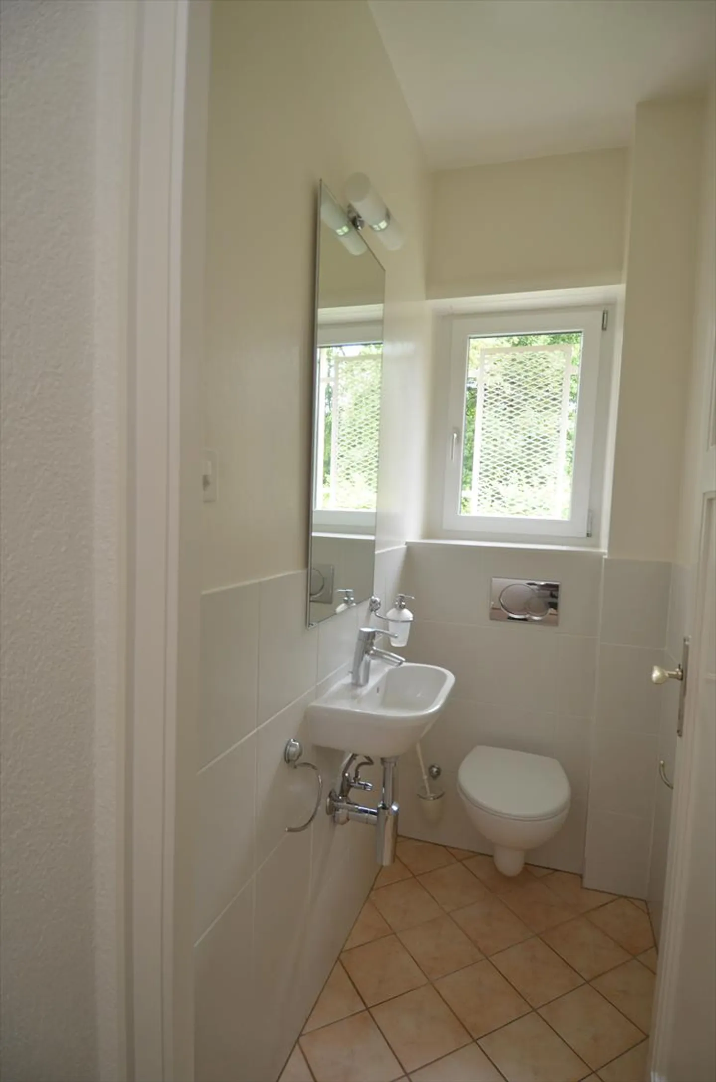 Wohnung mit Terrasse 5,5 Zimmer - Foto 14 von 16
