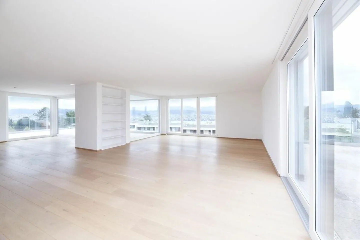 VIVERE SPAZIOSO & MODERNO IN UNA POSIZIONE DESIDERABILE - Foto 4 di 13