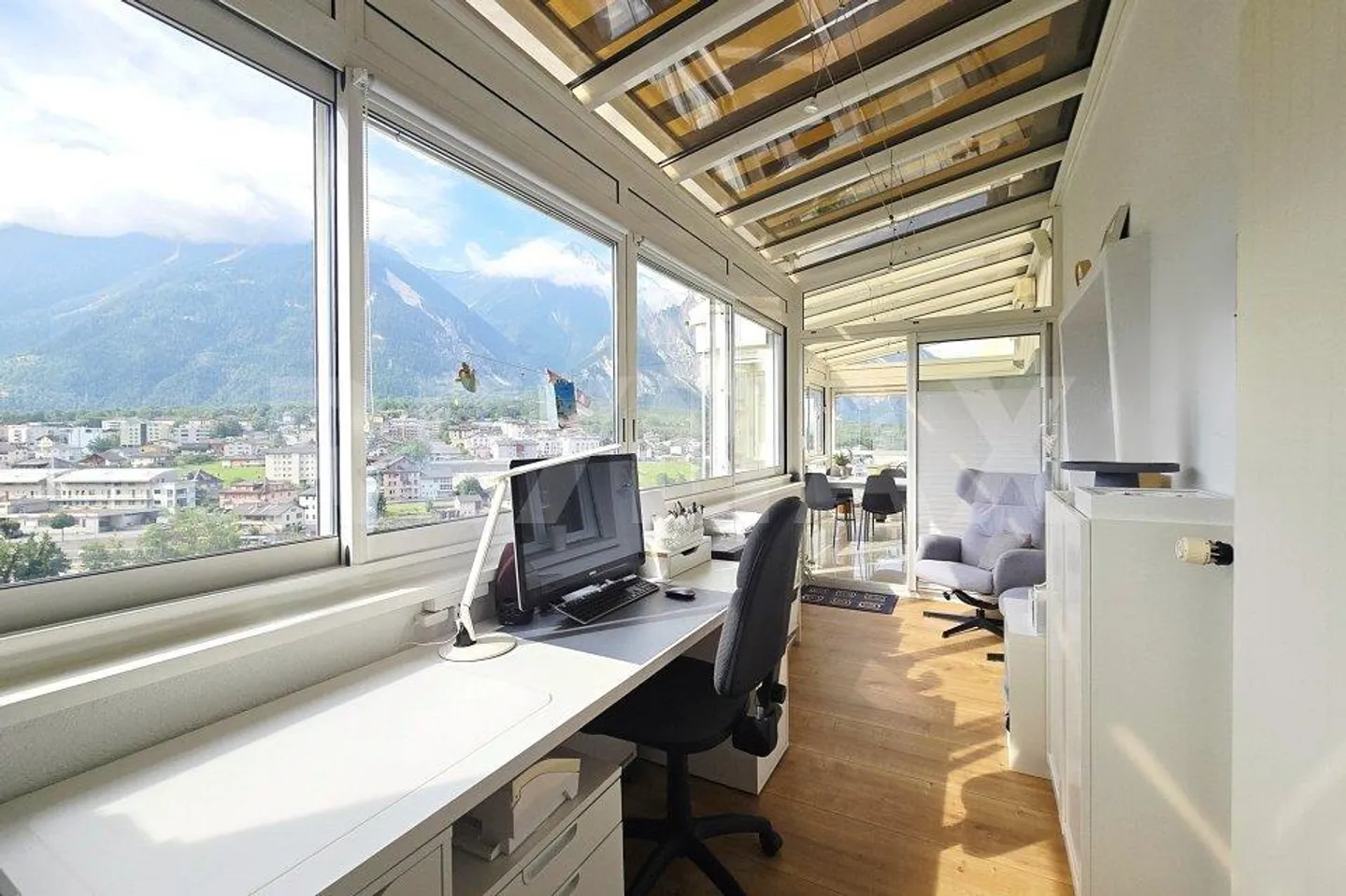 Mehrfamilienhaus mit Weitsicht & Rendite  Wohnen und Investieren i... - Foto 9 von 13