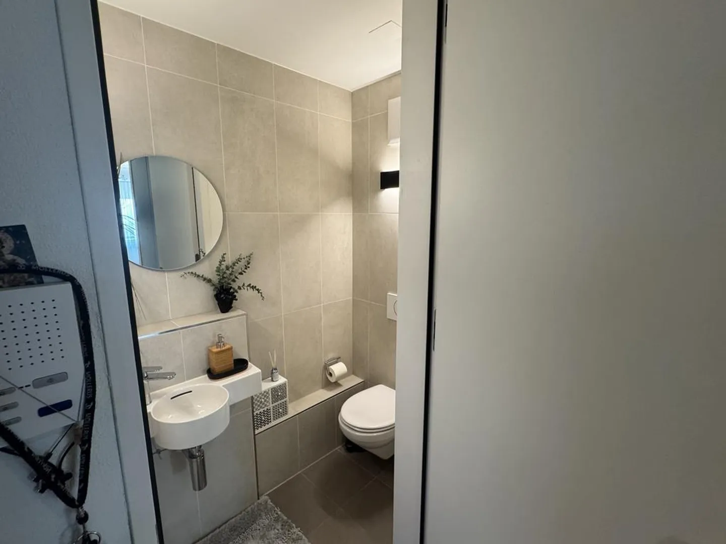 Modernes Apartment mit grosser Terrasse - Foto 9 von 11