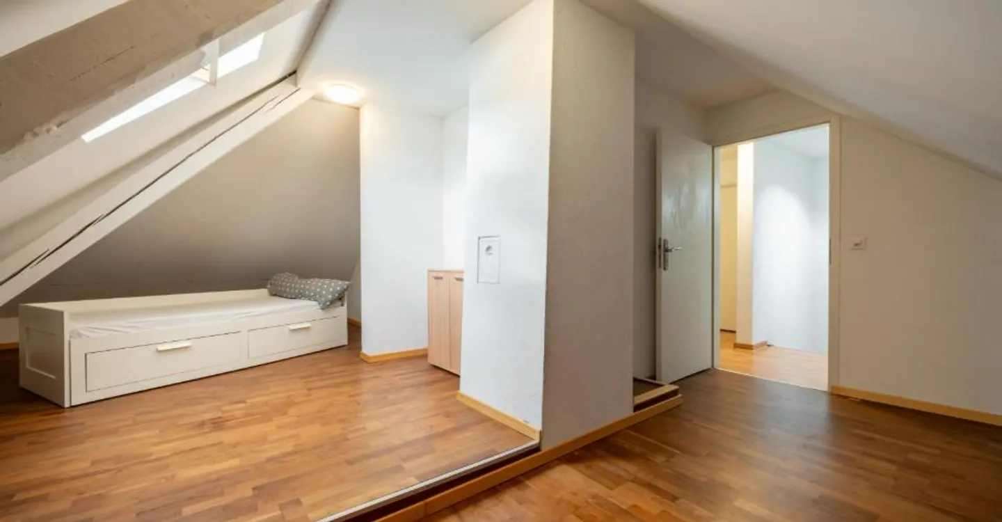 Investment Property in Prime Location - Photo 3 of 7