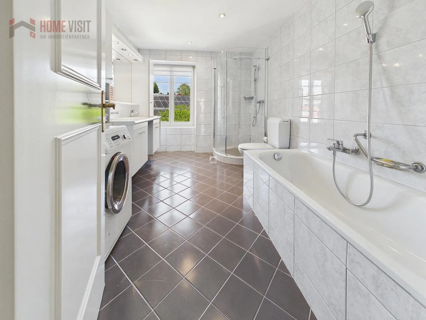 3.5-Room Dream in Wallbach - Price Negotiable! - Photo 8 of 14