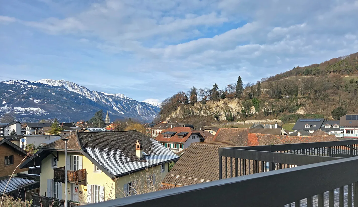 Charmante maison de village avec 3 appartements, grand jardin et belle vue ! - Photo 7 sur 13