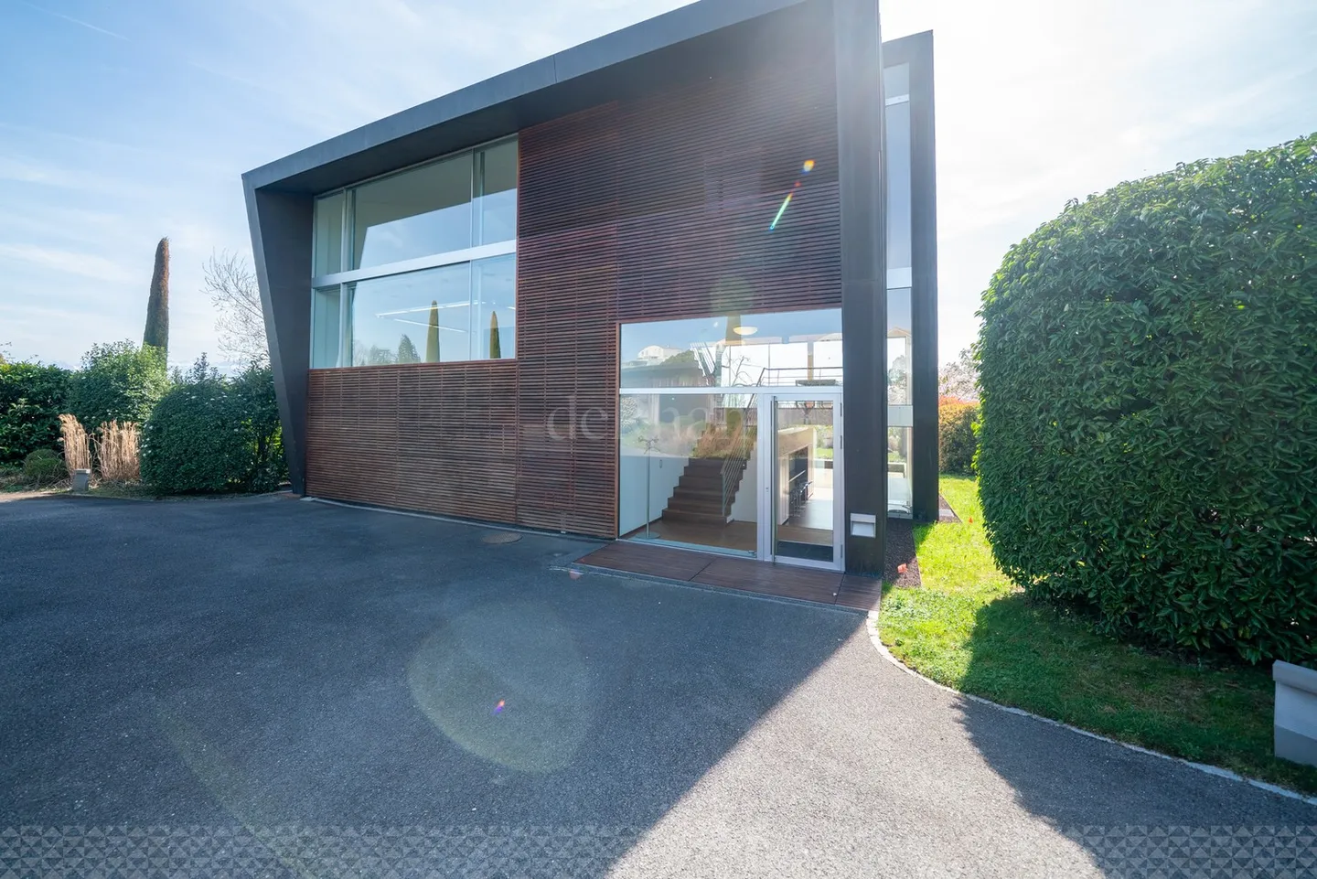 Espace de Bureau Prestigieux - Photo 1 sur 12