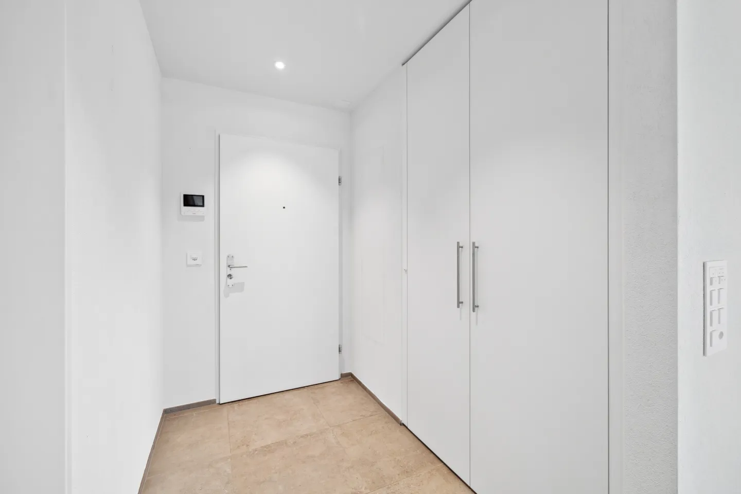 3.5 Room Apartment - Photo 5 of 8