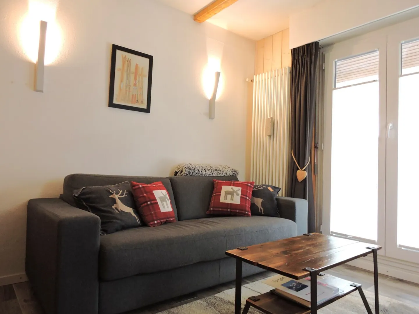 Seltenes renoviertes Doppelhaus in Torgon mit Terrasse, Balkon und Bergblick - Foto 2 von 13