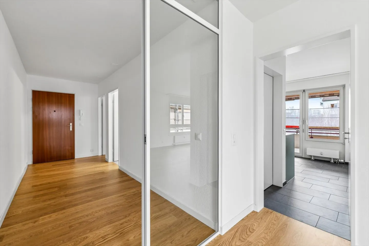 Appartamento spazioso vicino a Lindenplatz (incluso 1 anno di affitto gratuito per il parcheggio) - Foto 8 di 10