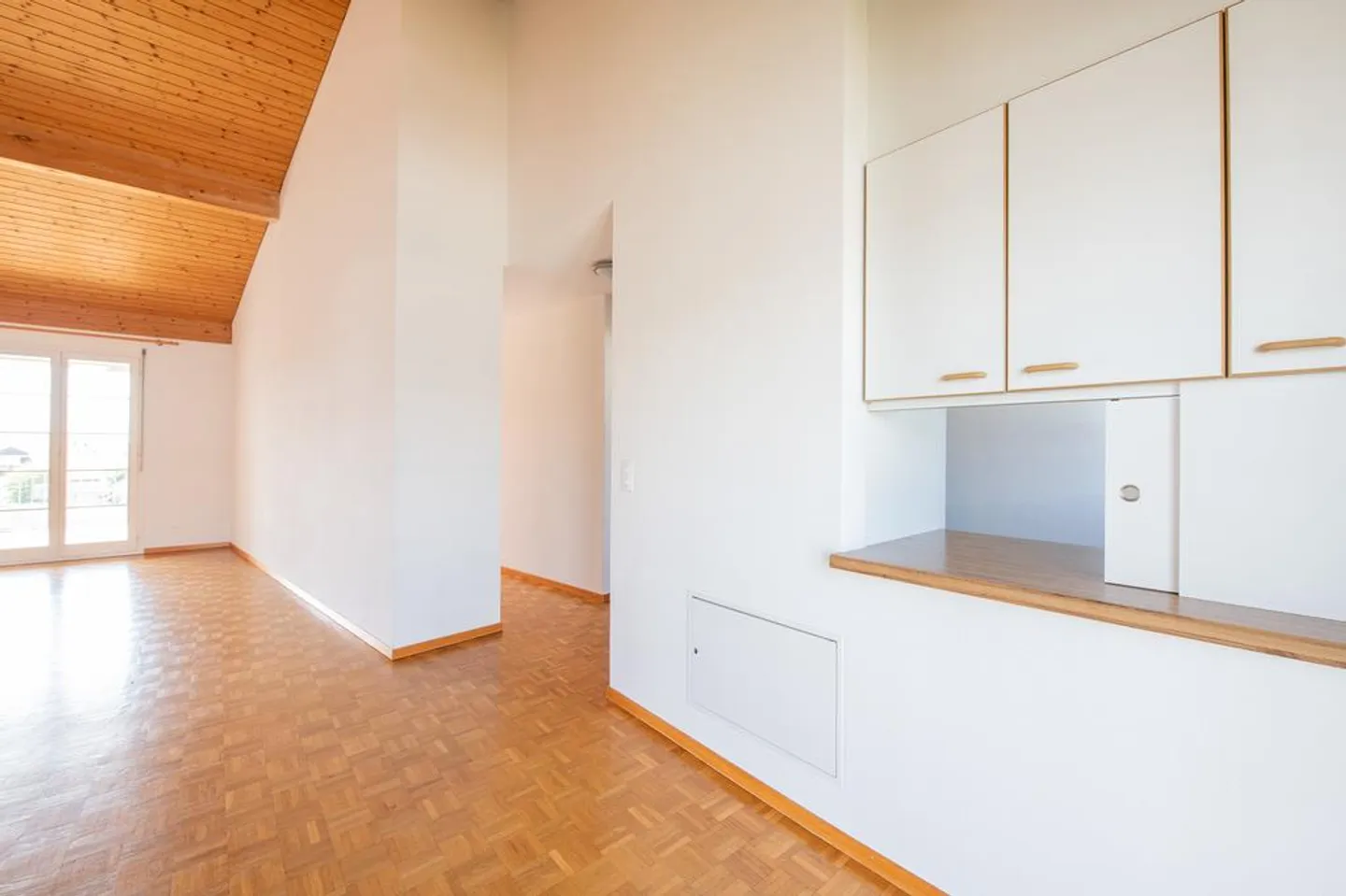 Appartamento affascinante nel cuore di Wolfhausen - Foto 5 di 12