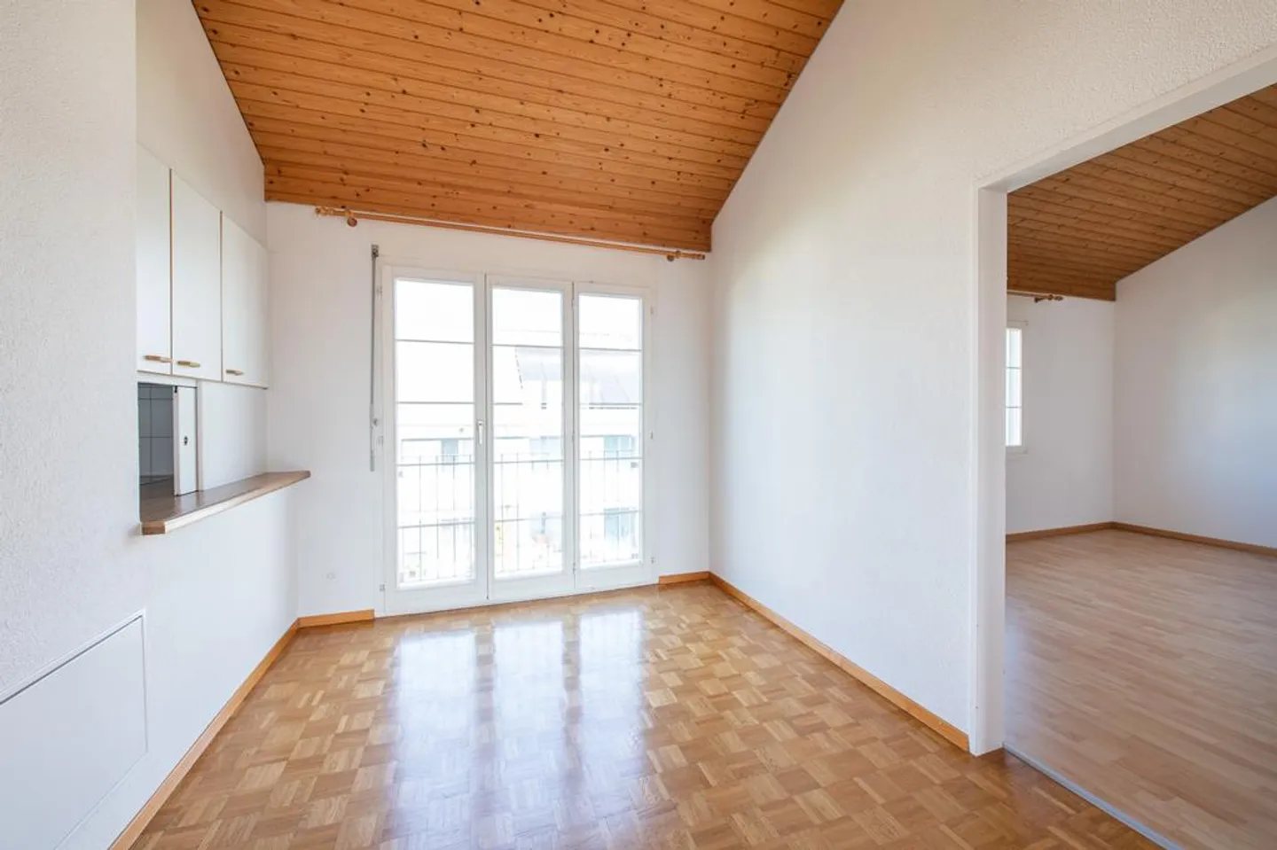 Appartamento affascinante nel cuore di Wolfhausen - Foto 7 di 12