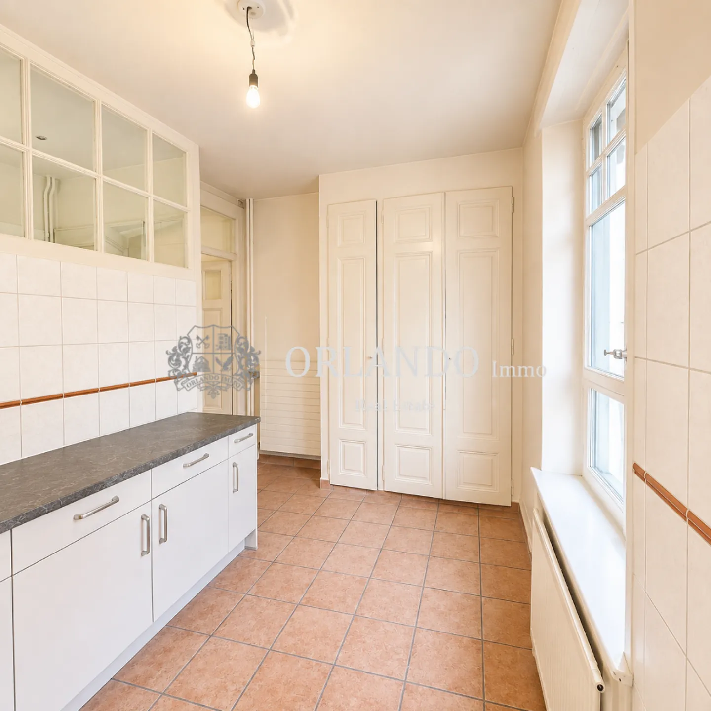 Charming Apartment in Pâquis - Photo 3 of 5