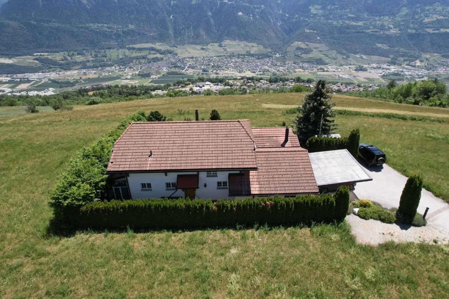 Magnifique villa individuelle avec vue panoramique et dépendance - Photo 4 sur 13