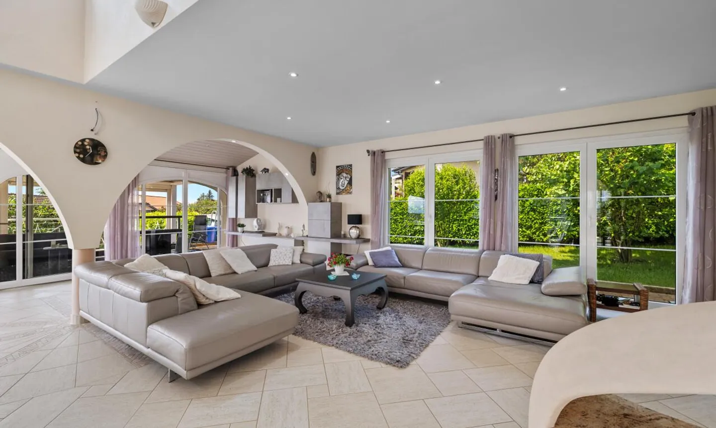 Außergewöhnliches Haus mit beheiztem Pool! - Foto 9 von 13