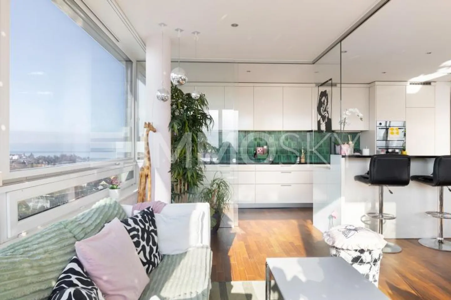 La tua nuova casa sopra i tetti di Rorschach - Foto 3 di 5