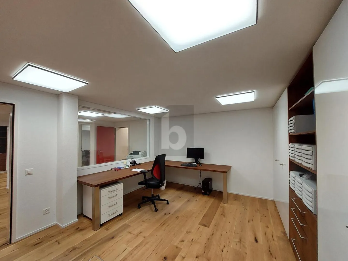 ESPACES DE BUREAU MEUBLES ET FLEXIBLES - Photo 3 sur 6