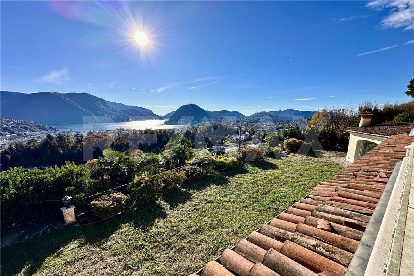 Villa Mediterranea Elegante con Grande Giardino - Foto 13 di 13