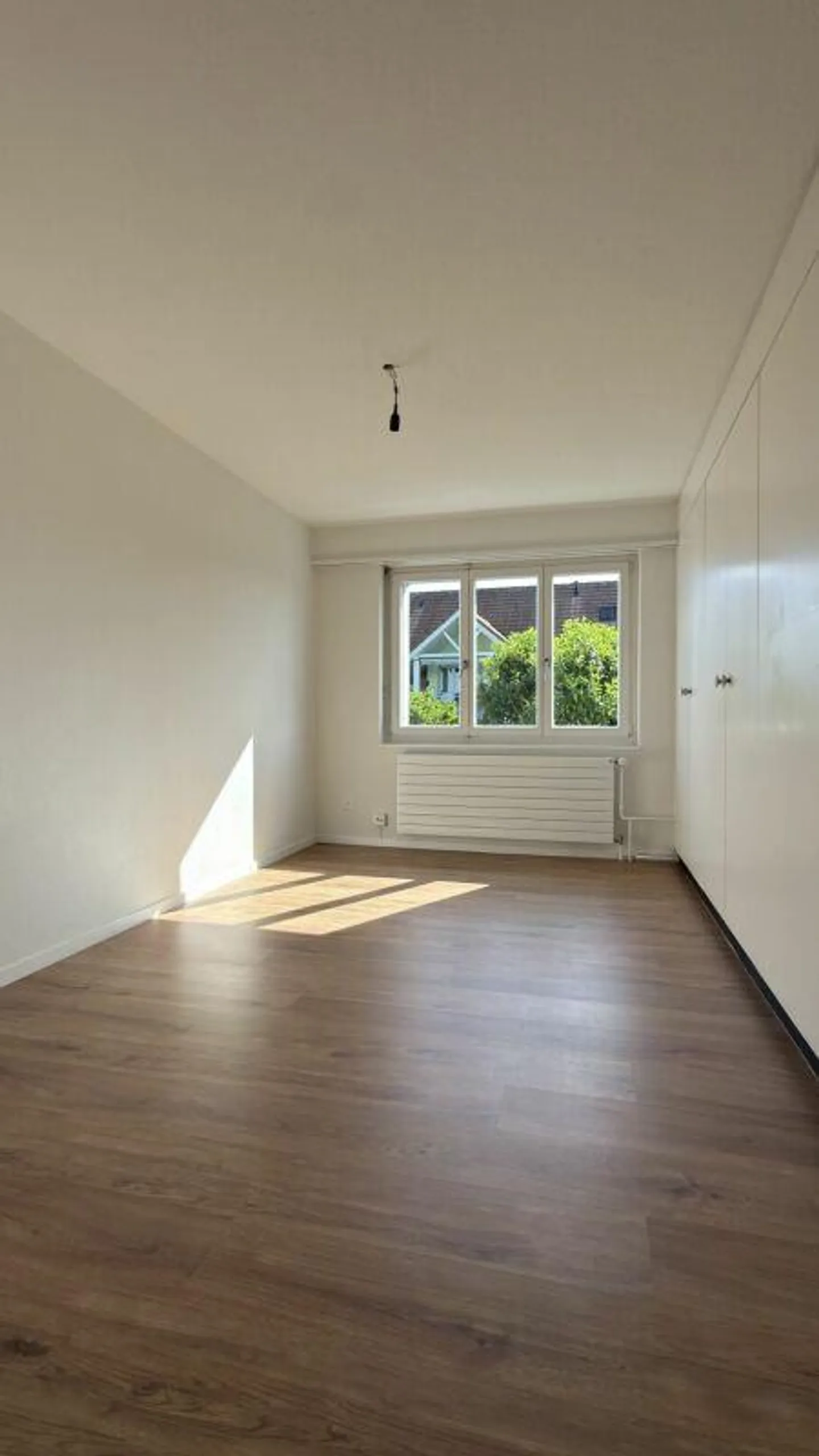 Appartamento 5.5 stanze appena ristrutturato con 2 balconi e vista mozzafiato... - Foto 10 di 20