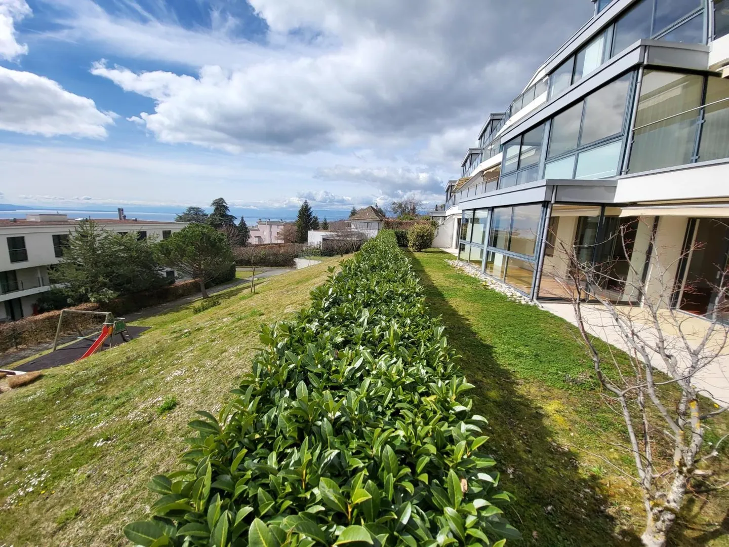Luxuswohnung mit Seeblick - Foto 2 von 13