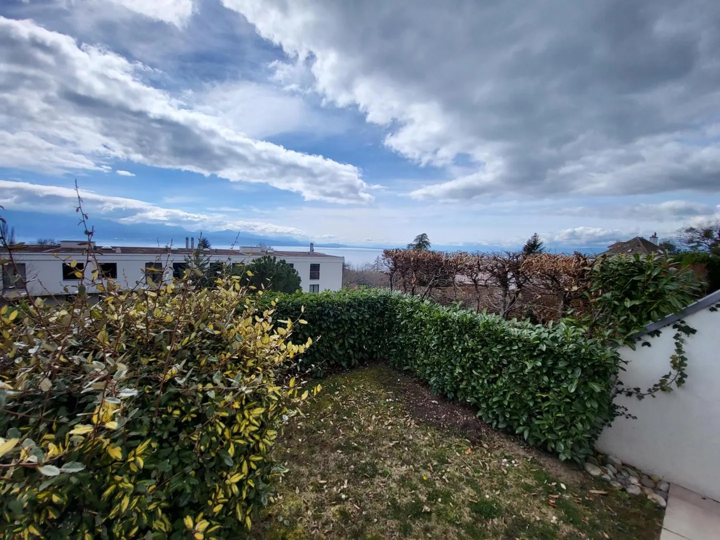 Luxuswohnung mit Seeblick - Foto 3 von 13