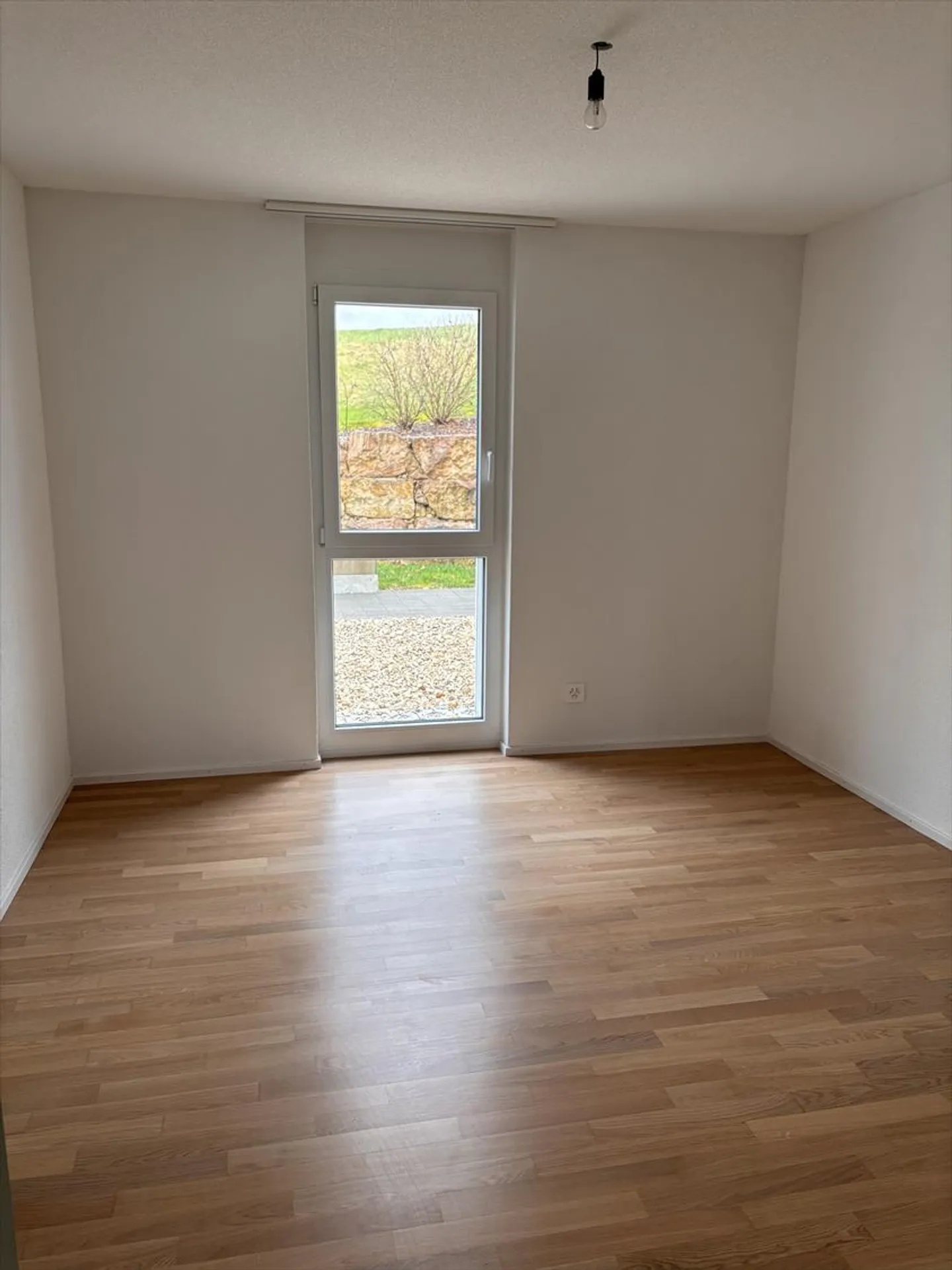 In un edificio recente - appartamento di 4,5 locali al piano terra in affitto - Foto 18 di 18