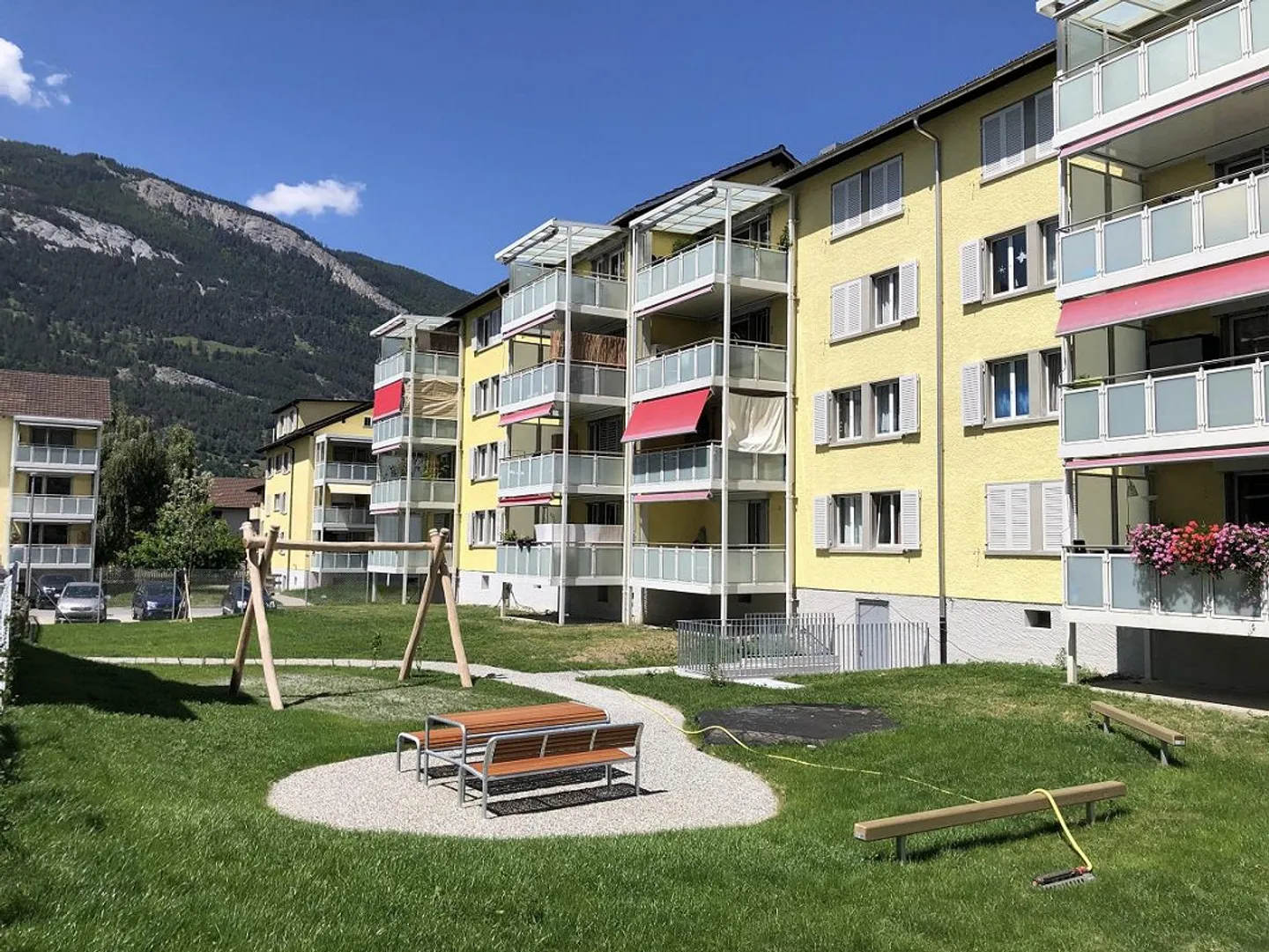 Appartamento affascinante con 4 stanze e vista sulle montagne a Chur - Foto 1 di 8