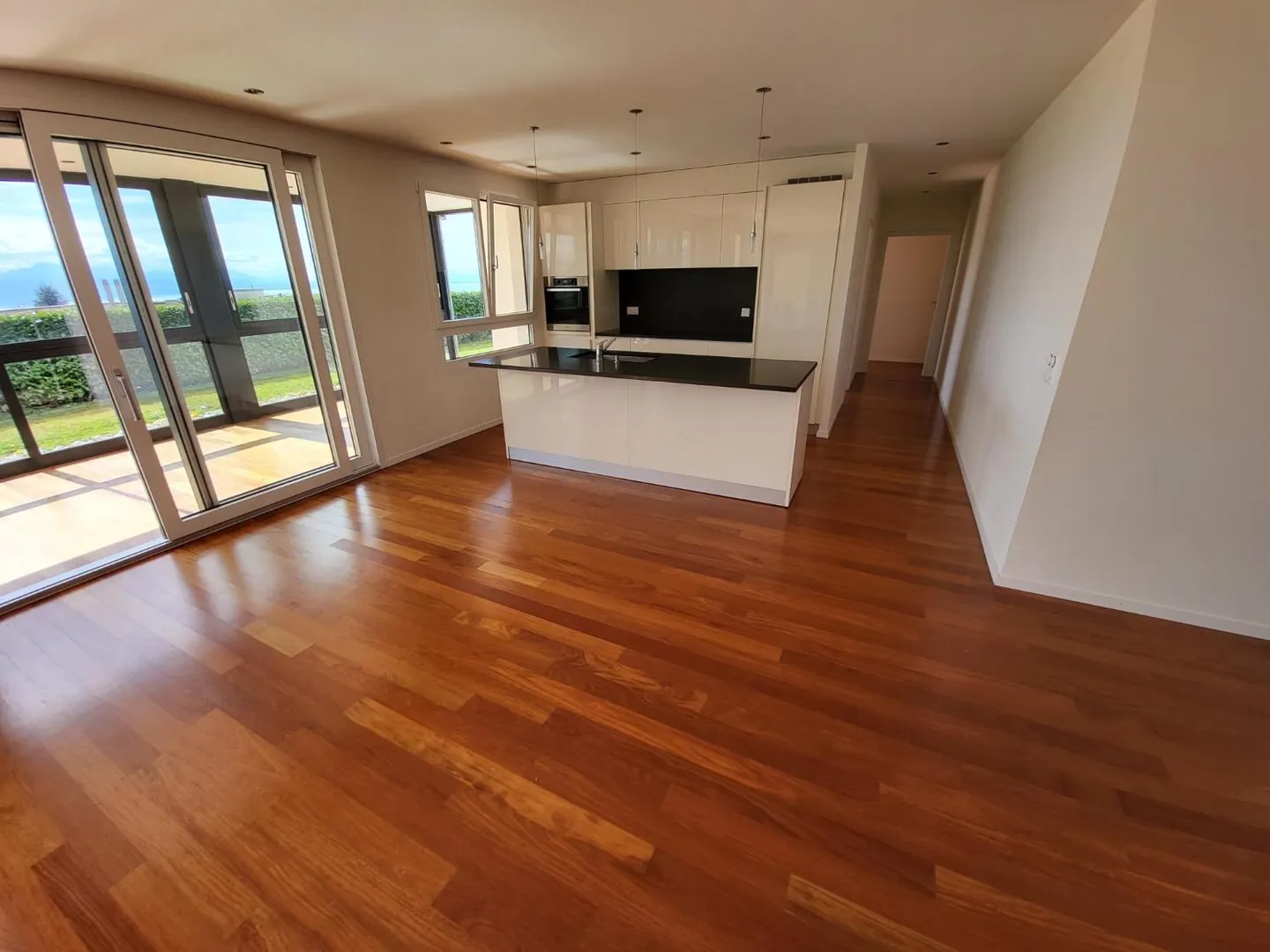 Luxuswohnung mit Seeblick - Foto 8 von 13