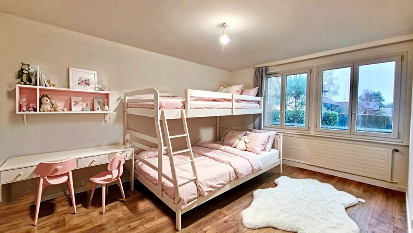 Comfortable 5-room fully renovated apartment, pleasant residence, Collonge Bellerive - Photo 10 of 12