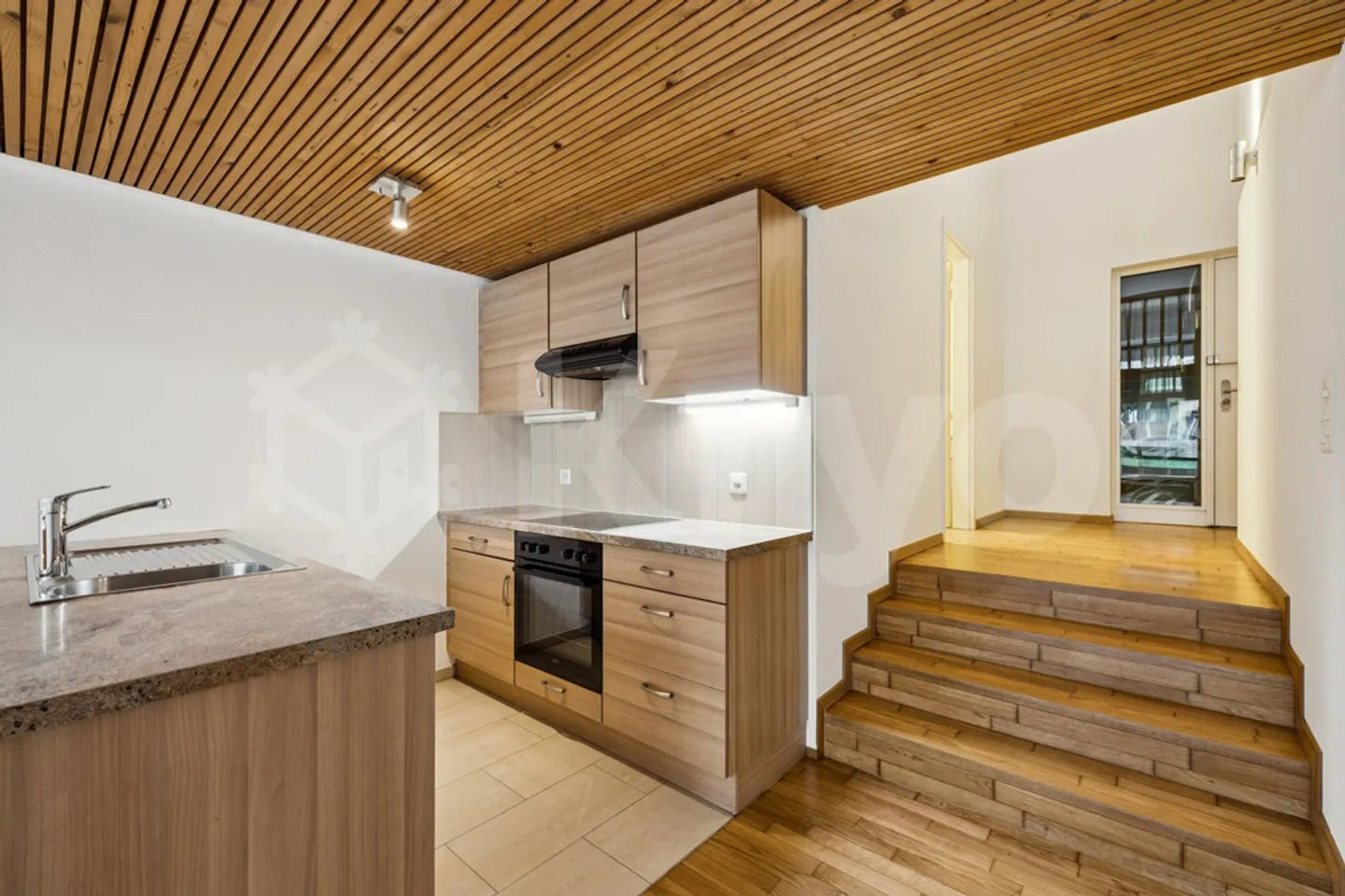 Spacious Loft in Central Vevey - Photo 2 of 10