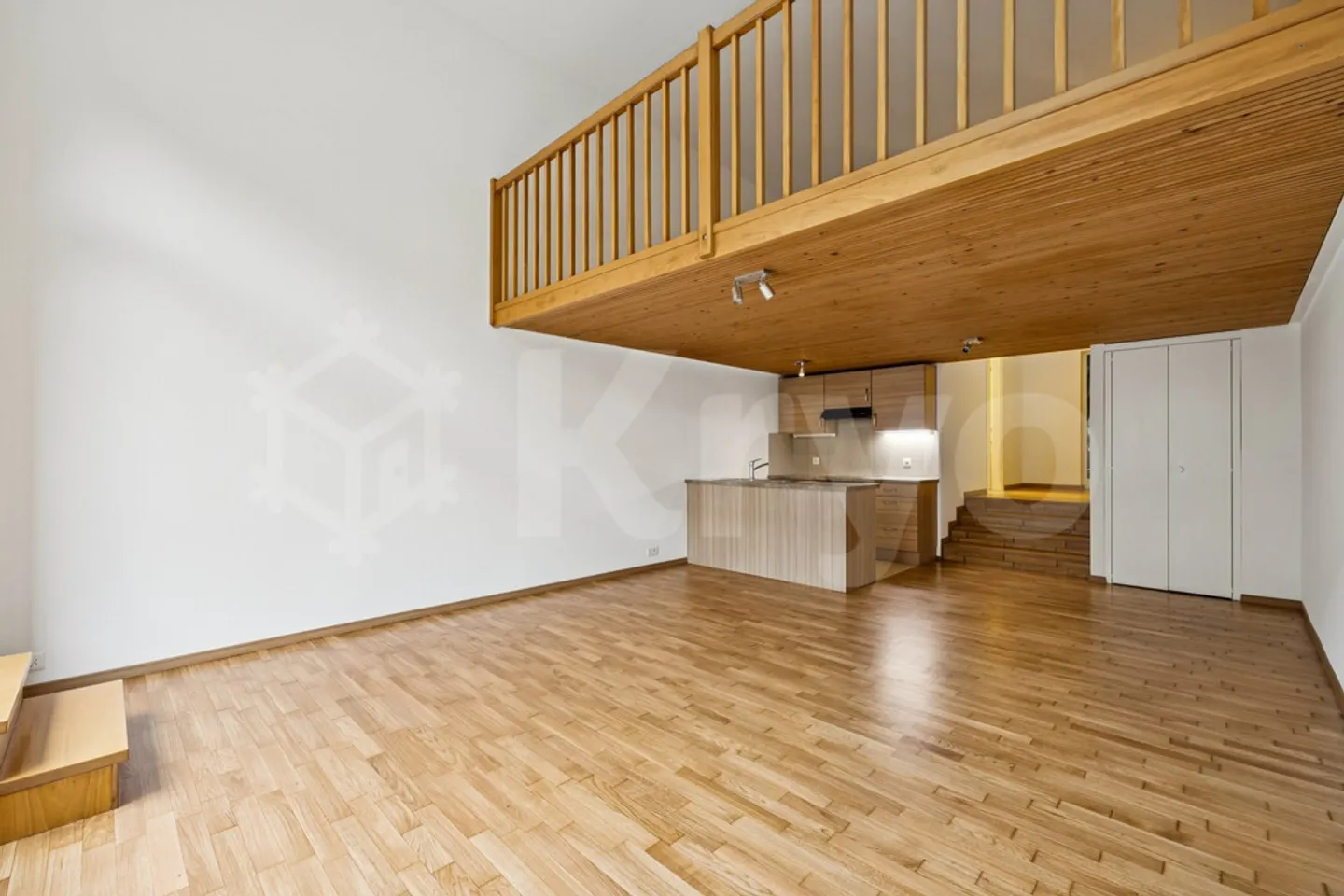 Spacious Loft in Central Vevey - Photo 3 of 10