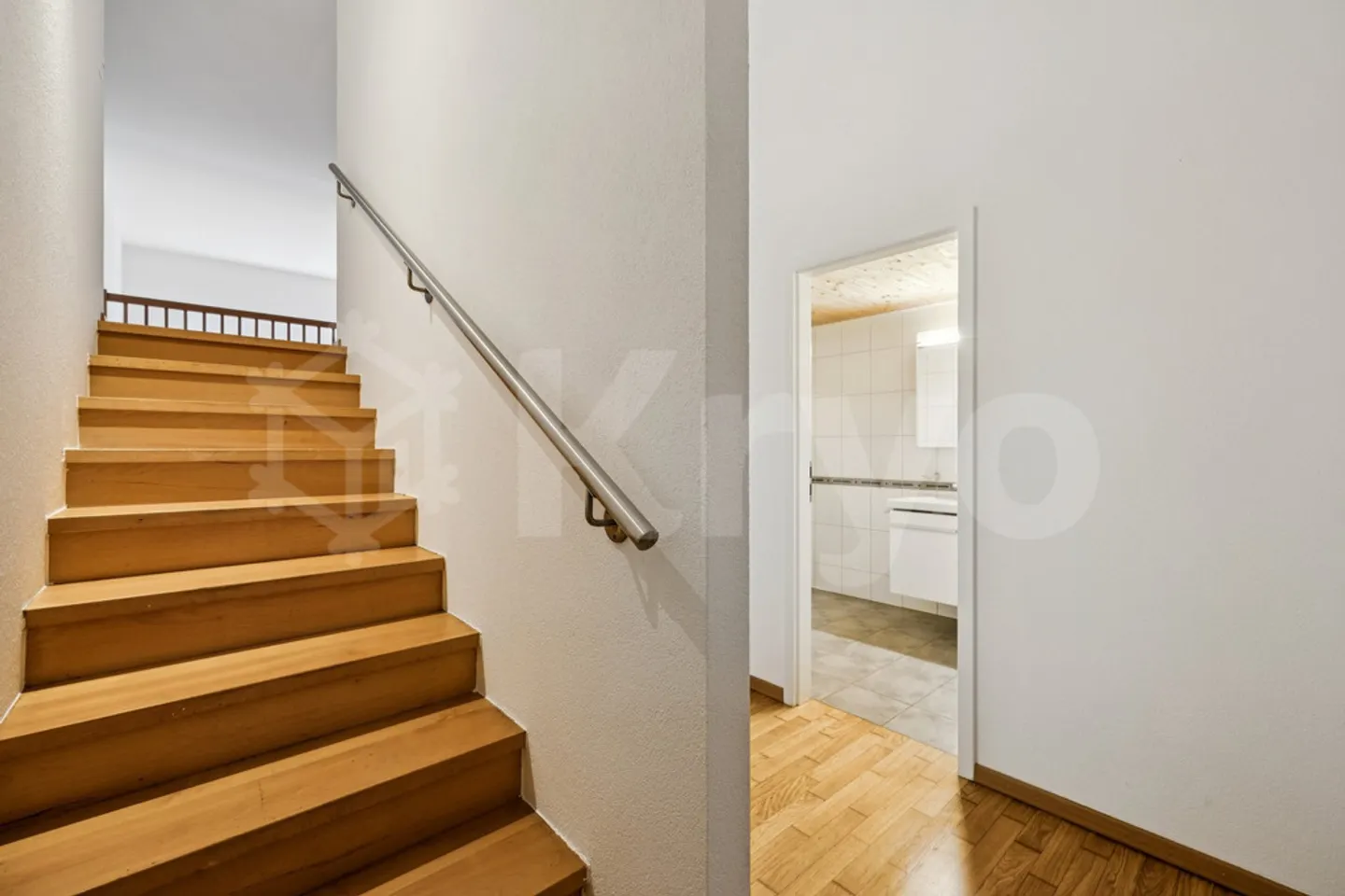 Spacious Loft in Central Vevey - Photo 6 of 10