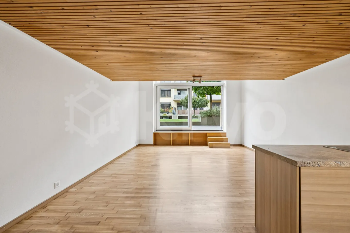 Spacious Loft in Central Vevey - Photo 5 of 10