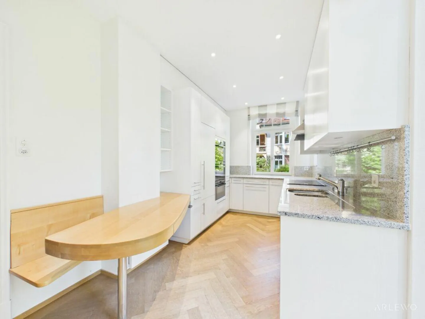 Villa urbaine exclusive avec un jardin de rêve - Photo 14 sur 27