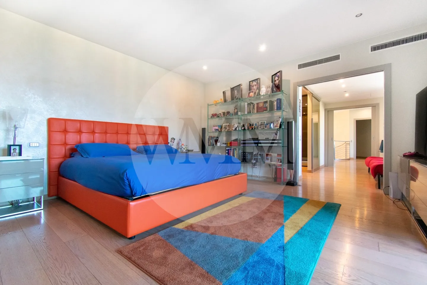 Exclusive Villa with Lake View - Photo 12 of 17