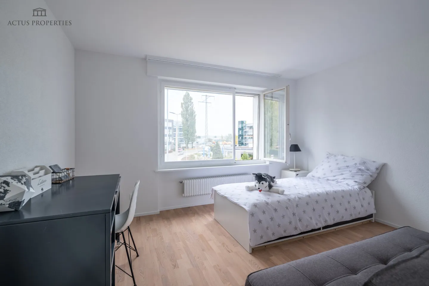 Luminoso appartamento 3.5 locali al 5° piano in ristrutturazione - Foto 3 di 7