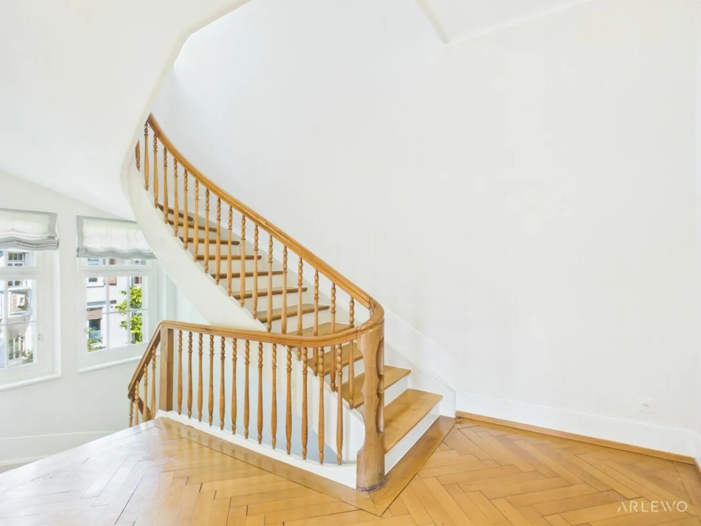 Villa urbaine exclusive avec un jardin de rêve - Photo 23 sur 27