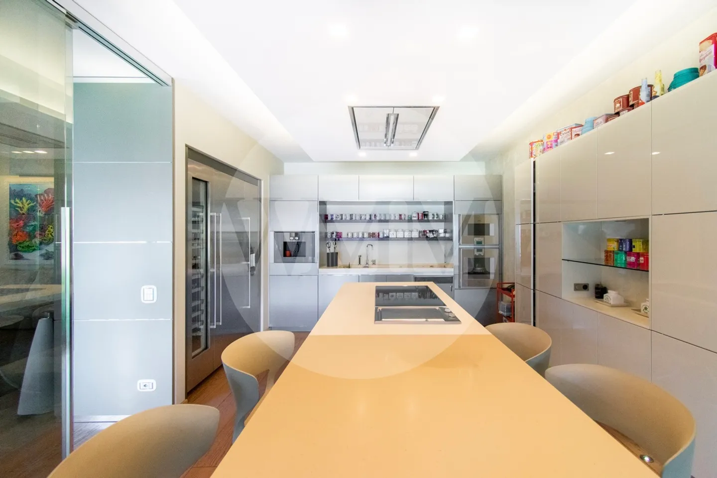 Exclusive Villa with Lake View - Photo 8 of 17