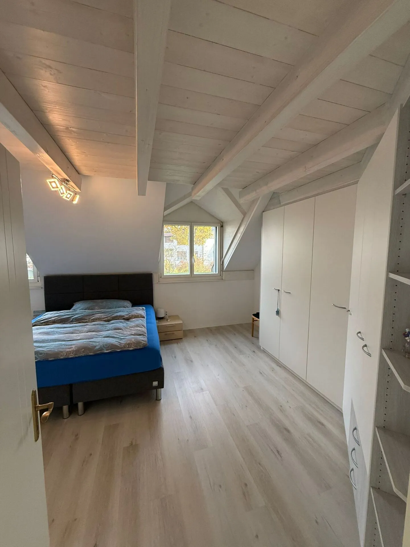 Bellissimo attico di 4,5 stanze con grande terrazza - Foto 10 di 11