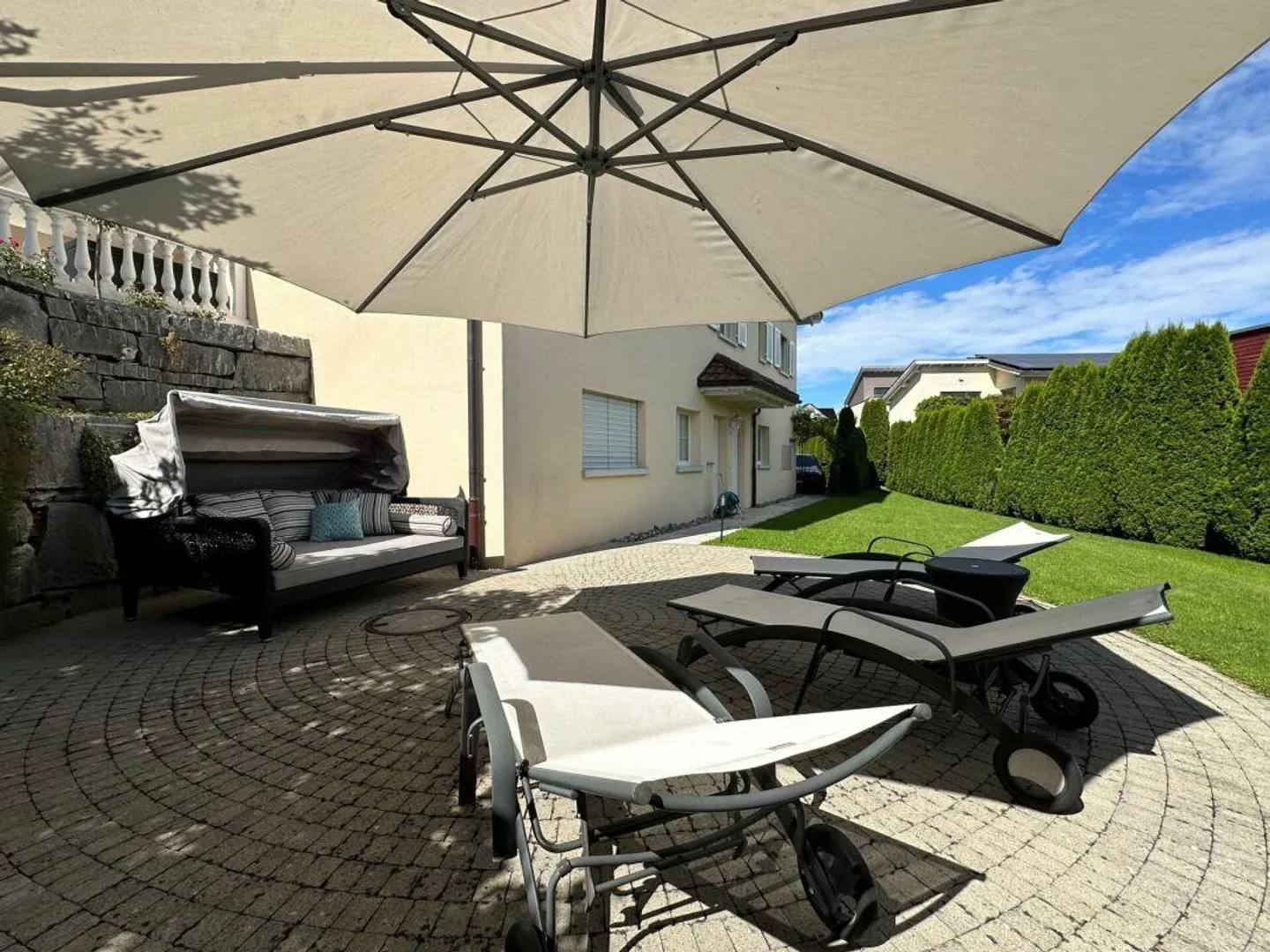 Sun, Privacy, Generosity - a unique multi-generational house - Photo 3 of 11