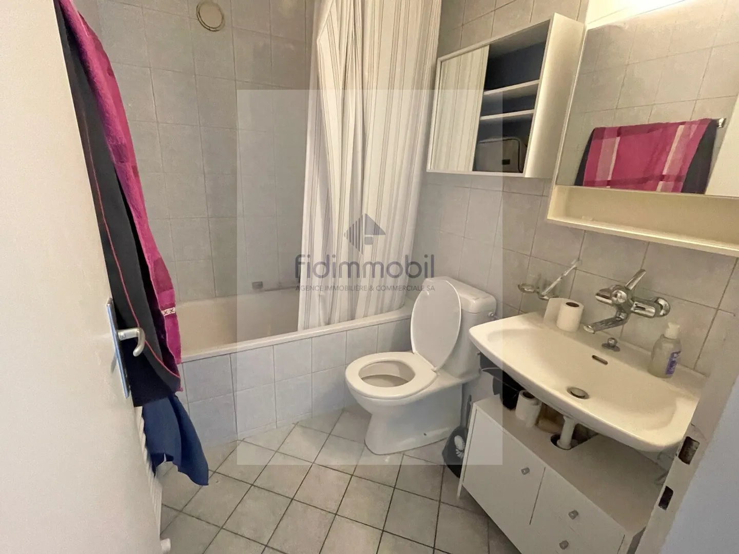 3.5 Room Apartment with Balcony in Cortaillod - Photo 6 of 6