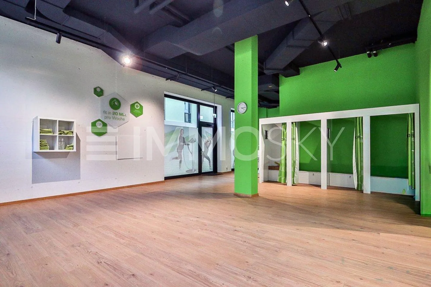 Espace de vente attrayant dans un emplacement très fréquenté - Photo 5 sur 5