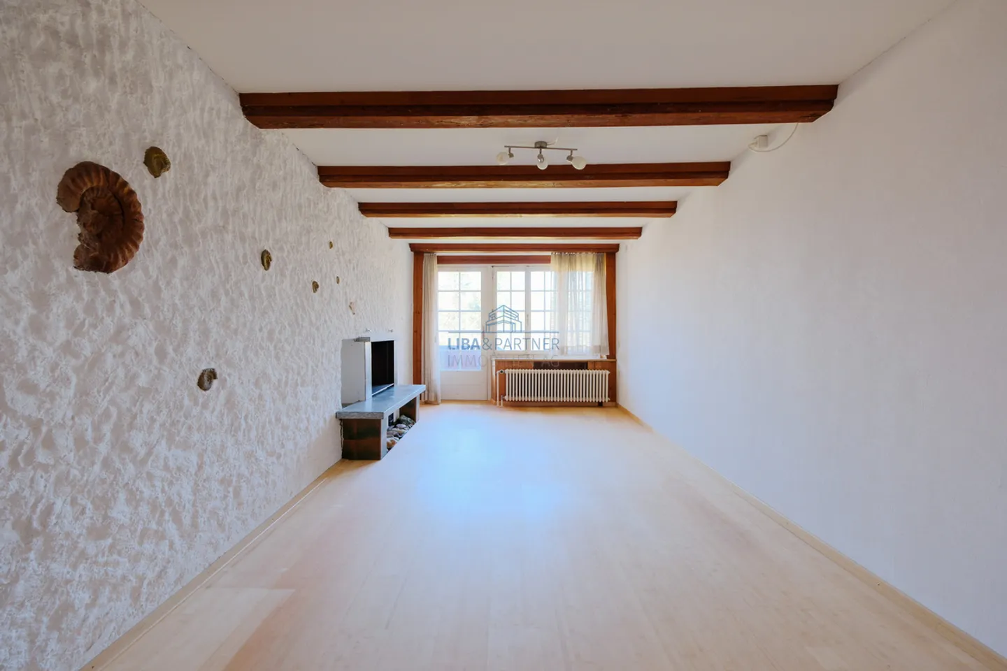 Maison spéciale alliant histoire, caractère et qualité de vie - Photo 8 sur 13